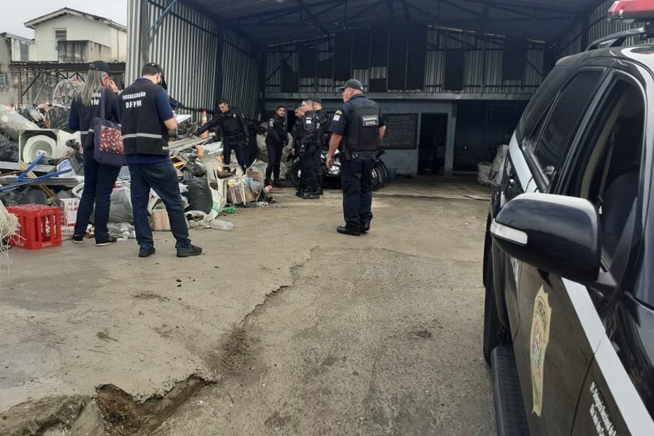 Foto: Divulgação ferro-velho-8.jpeg