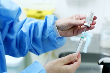 H1N1 Vacina na UBS J.das Indústrias