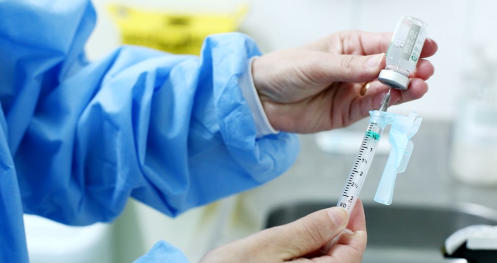 H1N1 Vacina na UBS J.das Indústrias