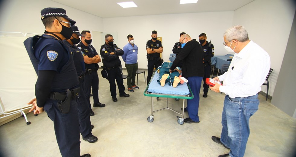 Treinamento de saúde para agentes da mobilidade GCM Polícia Militar e defesa civil. Foto Claudio Vieira/PMSJC 12-05-2021 