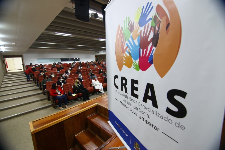 Formação para 66 Profissionais contratados para trabalhar nos CREAS no CEFE. Foto: Claudio Vieira/PMSJC 21-07-2021 