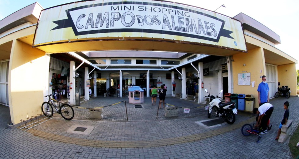 Mini Shopping no Campo dos Alemães