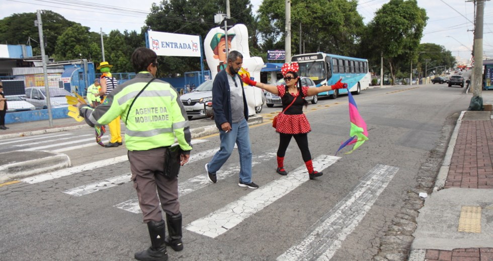 Operação Pedestre na Avenida Cassiopéia no Jardim Satélite. Foto: Claudio Vieira/PMSJC 16-05-2022
