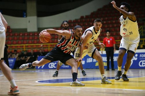 São José vence na estreia da LDB e volta à quadra nesta terça