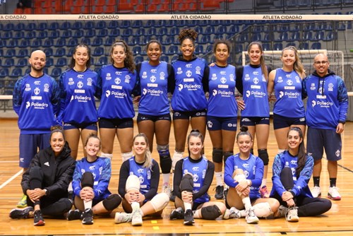 Campeã Cimed mostra nova cara e estreia com vitória sobre Sogipa na  Superliga - 08/11/2010 - UOL Esporte - Vôlei