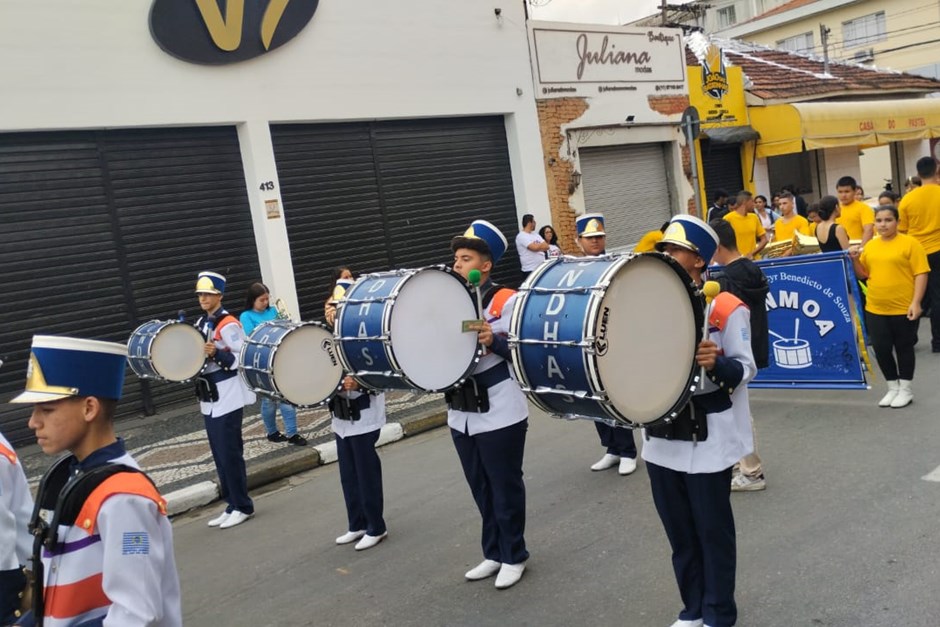 Banda da Fundhas em Santa Isabel