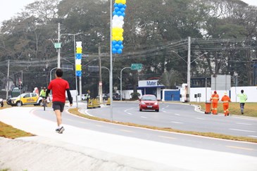 Entrega das obras de melhorias na Avenida Linneu de Moura. Foto: Claudio Vieira/PMSJC 28-07-2023