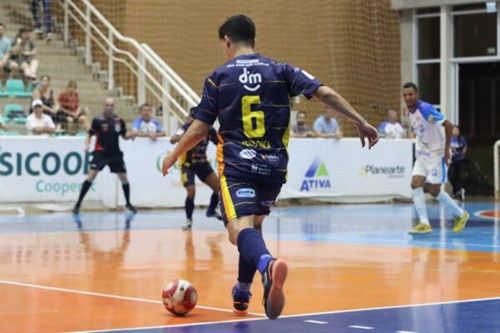 O São José Futsal empata com o Taubaté pelo primeiro jogo da Final da LPF •  São José Futsal
