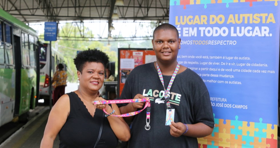 Ação de Conscientização do Autismo na ECO Campos de São Jose