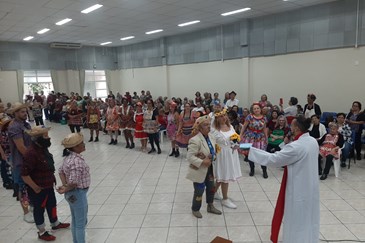 Festa junina na Casa do idoso Centro