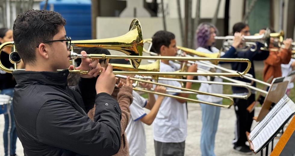 Banda da Fundhas ensaia para fazer bonito na avenida