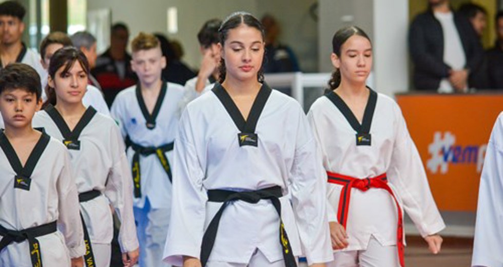 Abertura Jogos Regionais 2025 na Farma Conde Arena