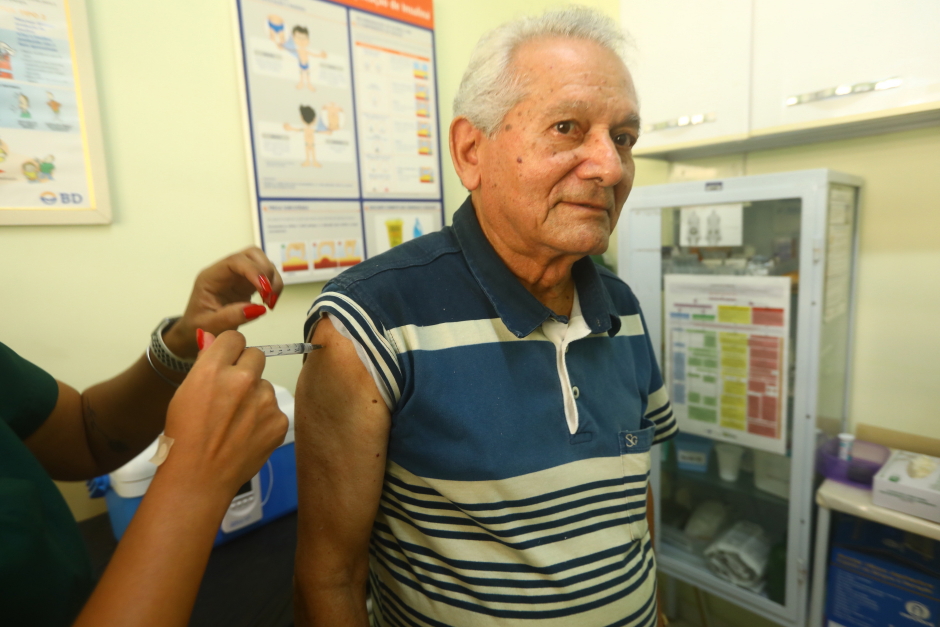 Foto: Claudio Vieira/PMSJC Dia D de Vacinação contra gripe na UBS Satélite. Foto: Claudio Vieira/PMSJC 13-04-2024