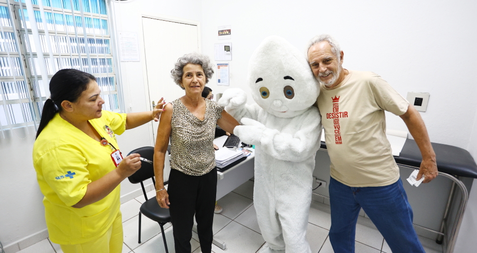 Dia D de vacinação. Foto: Claudio Vieira/PMSJC 18-10-2025