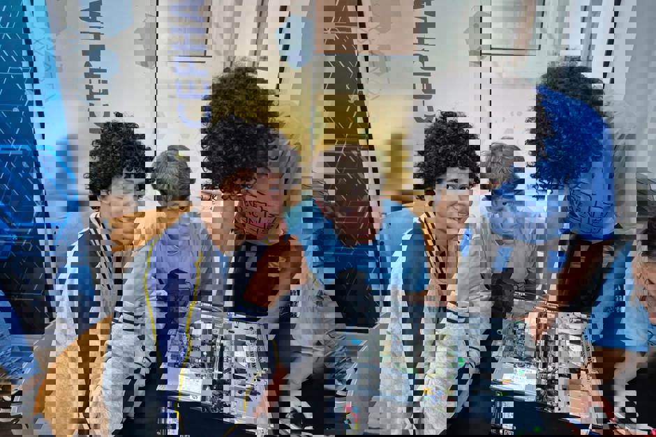 Jovens participaram da atividade no Parque de Inovação Tecnológica