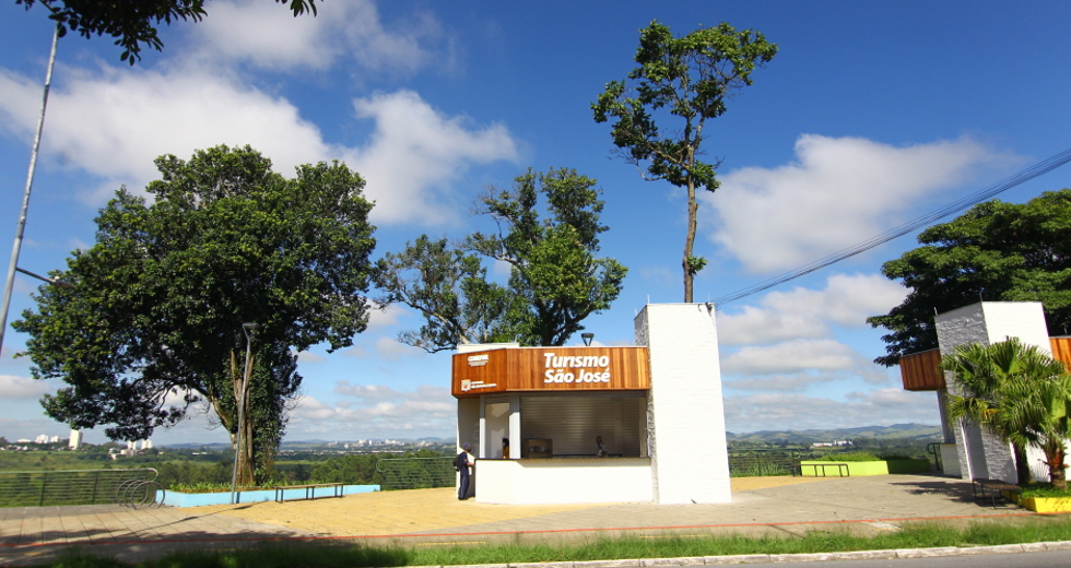 cv__7152_claudio_vieira.jpg
