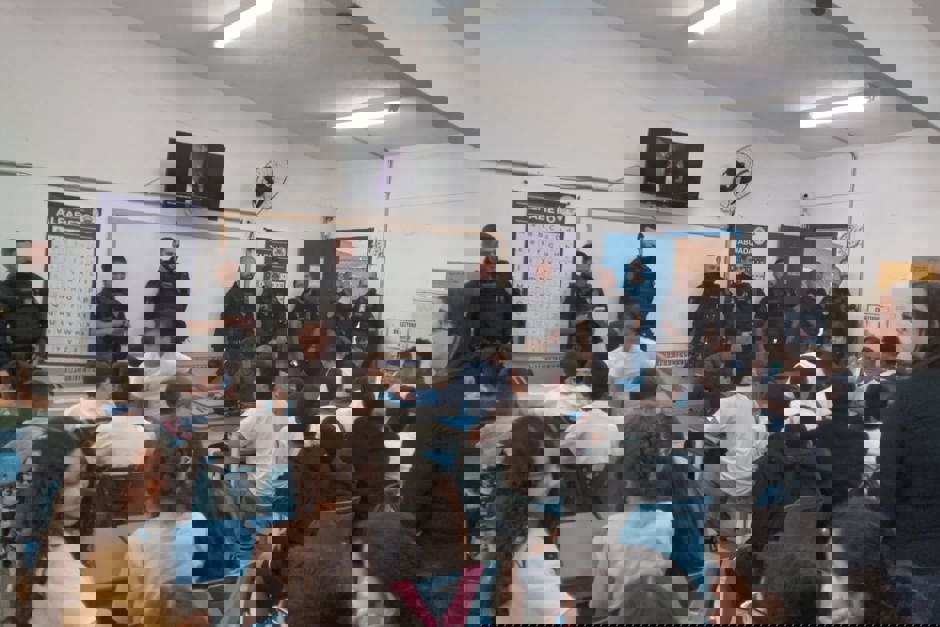 GTAM visita escola municipal