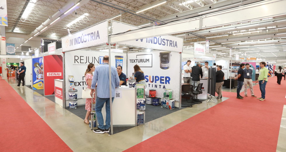 Feira Construvale 2025 impulsiona negócios e inovação