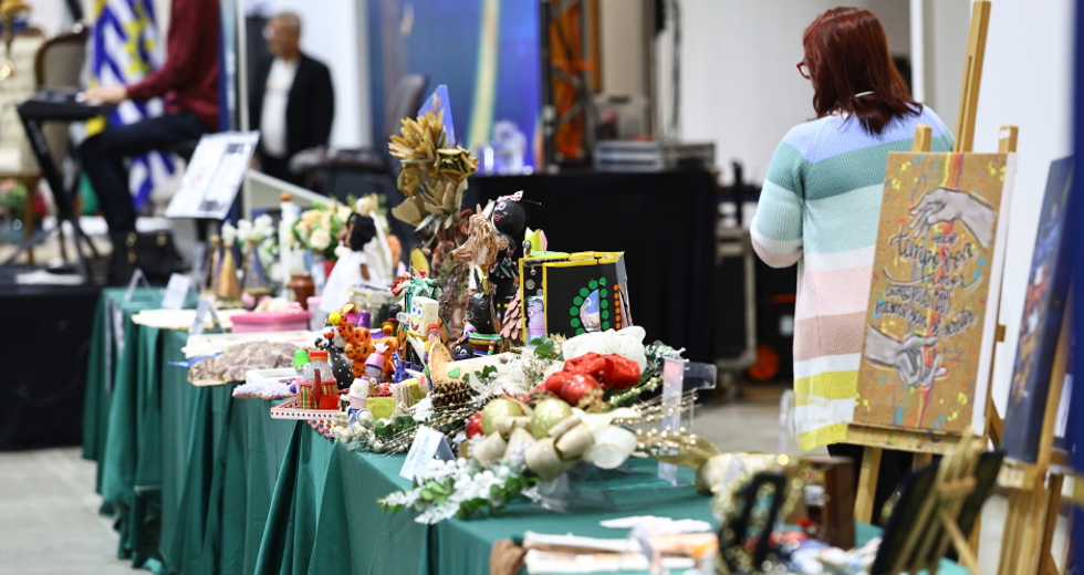 Cerimônia em comemoração ao Dia do Servidor Público. Foto: Claudio Vieira/PMSJC 22-10-2025