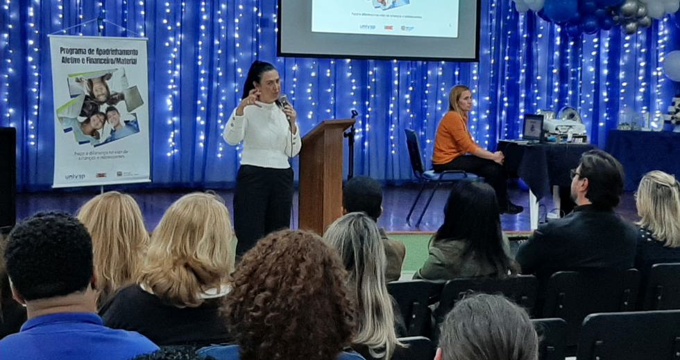 Reunião do programa Apadrinhamento Afetivo