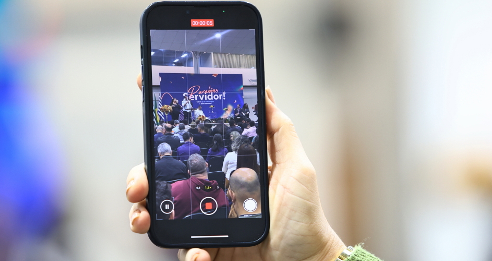 Cerimônia em comemoração ao Dia do Servidor Público. Foto: Claudio Vieira/PMSJC 22-10-2025