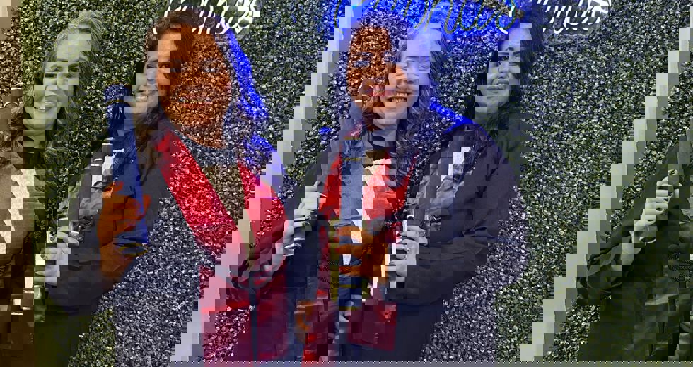 A solenidade reuniu familiares, professores e convidados no Teatro Municipal