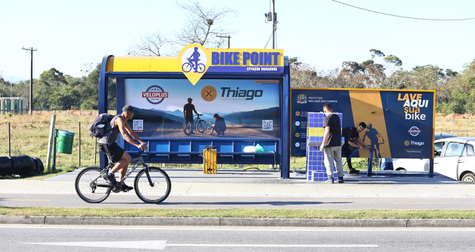 Bike Point na Avenida Lineu de Moura. Foto: Claudio Vieira/PMSJC 01-08-2025   