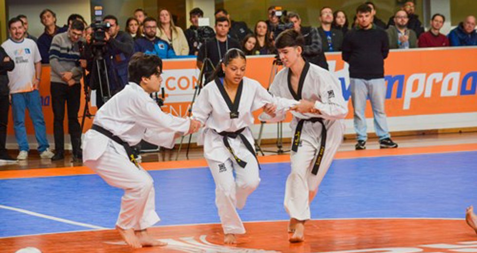 Abertura Jogos Regionais 2025 na Farma Conde Arena