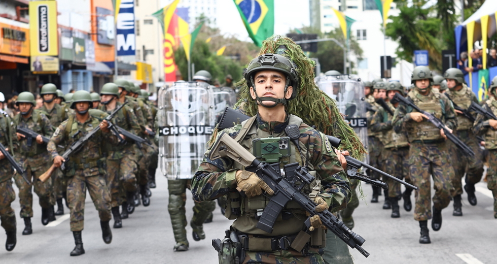 7 de Setembro Dia da Independência - Desfile cívico-militar na Rua 15 de Novembro. Foto: Claudio Vieira/PMSJC 07-09-2025 
