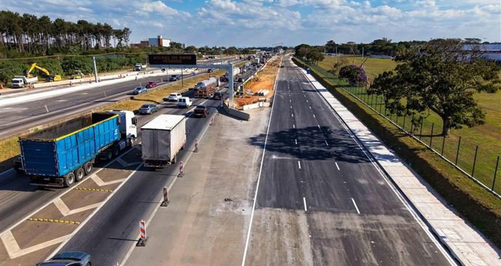Dutra - marginal trecho SJC Jacareí