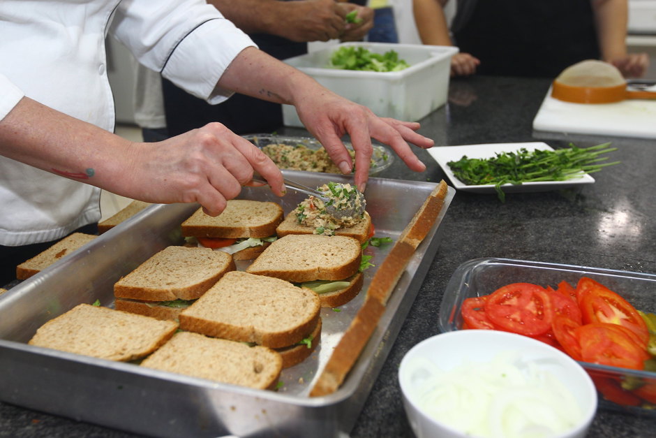 Foto: Claudio Vieira/PMSJC Lei atualiza funcionamento de pequenos negócios em casas