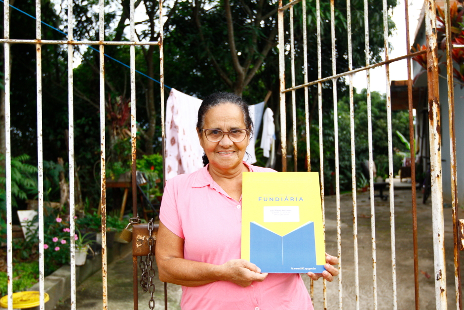 Entrega de títulos de regularização fundiária no Santa Cecília e Capuava. Foto: Claudio Vieira/PMSJC 23-05-2025 