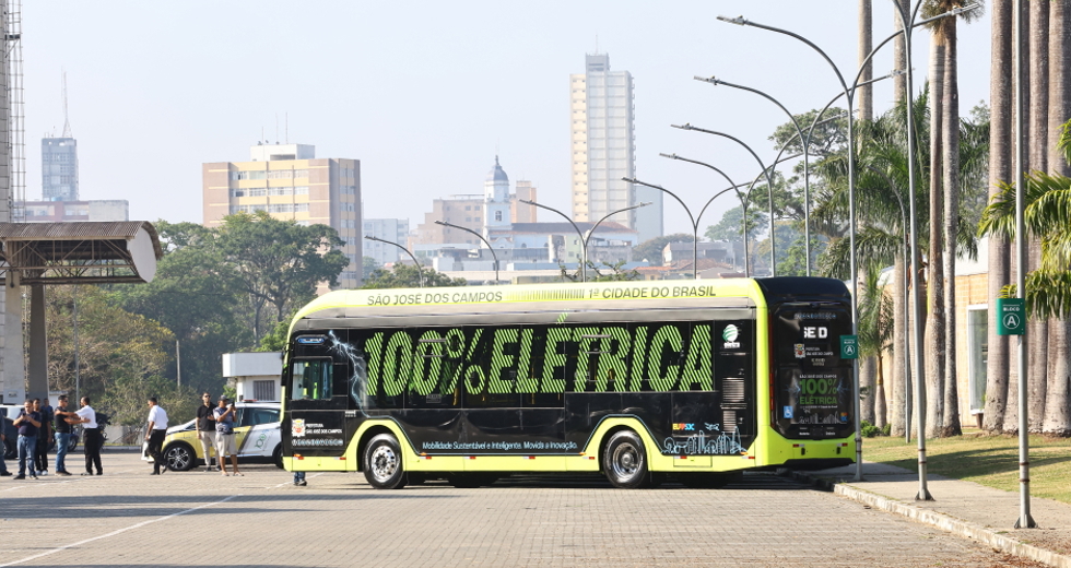 Novos Ônibus Elétricos. Foto: Claudio Vieira/PMSJC 01-10-2025
