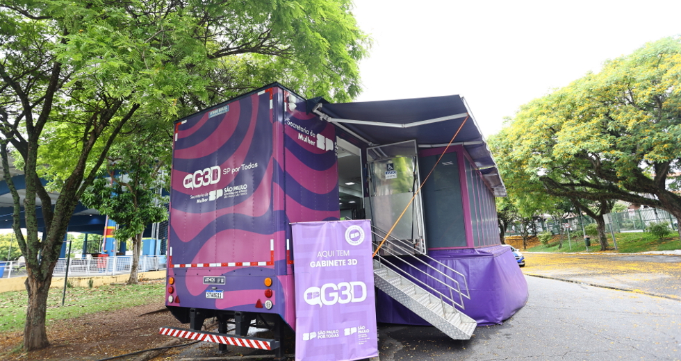 Carreta da Mamografia e Empreendedorismo - SP POR TODAS. Foto: Claudio Vieira/PMSJC 29-10-2025