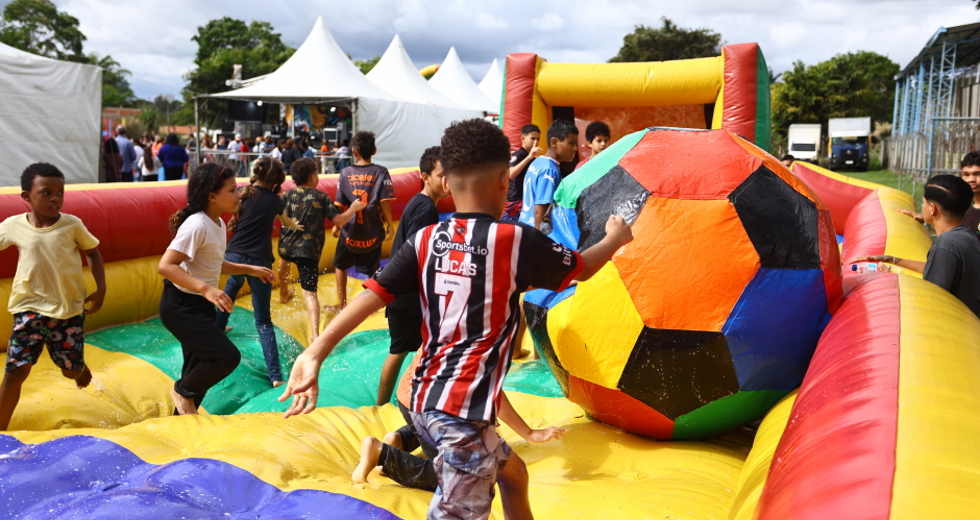 10ª Edição Conexão Juventude no bairro Jardim Limoeiro. Foto: Claudio Vieira/PMSJC 19-10-2025