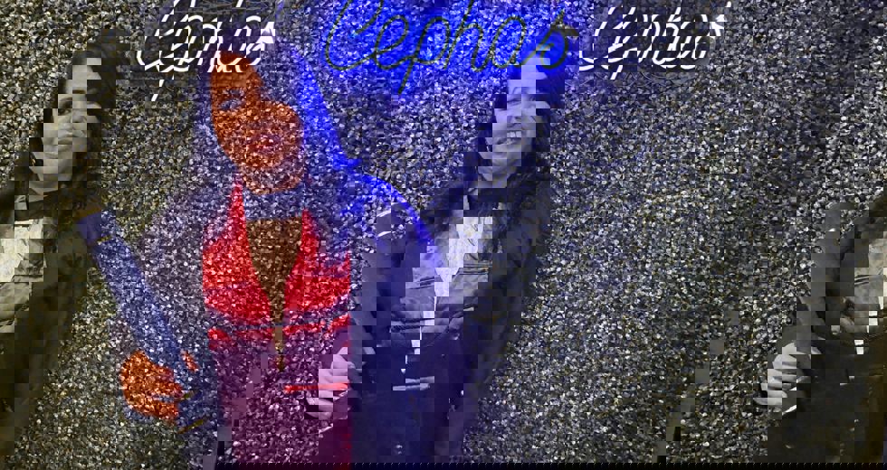 A solenidade reuniu familiares, professores e convidados no Teatro Municipal