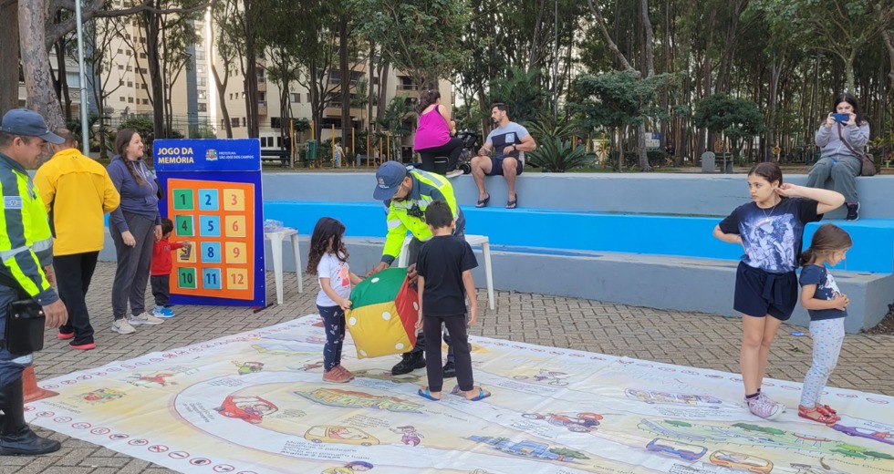 acao-no-jardim-aquarius-patinete-4.jpeg