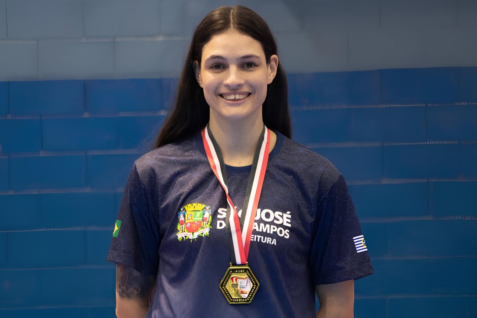 Foto: Divulgação A atleta conquistou a medalha de ouro na categoria até 57kg, contribuindo para a campanha histórica de São José dos Campos nos Jogos Regionais