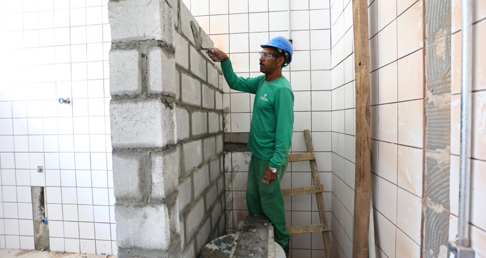 Retomada Obras da Educação na EMEFI Luzia Levina Aparecida Borges no bairro Jardim Cruzeiro do Sul. Foto: Claudio Vieira/PMSJC 10-09-2025 